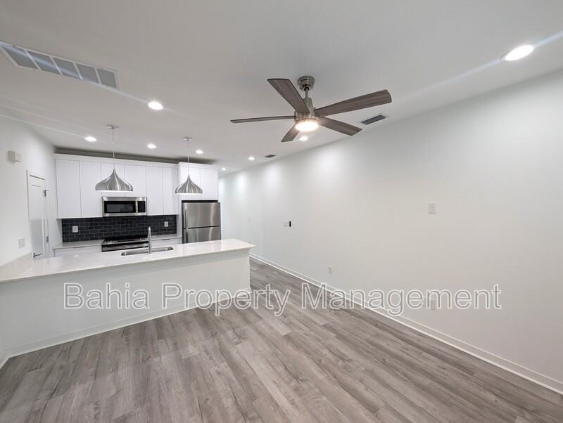 2108 E 22nd Ave #2 - Photo 4 of 19