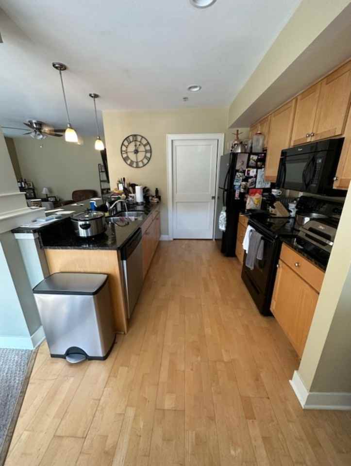 1766-1812 N. Warren Avenue - Photo 3 of 8