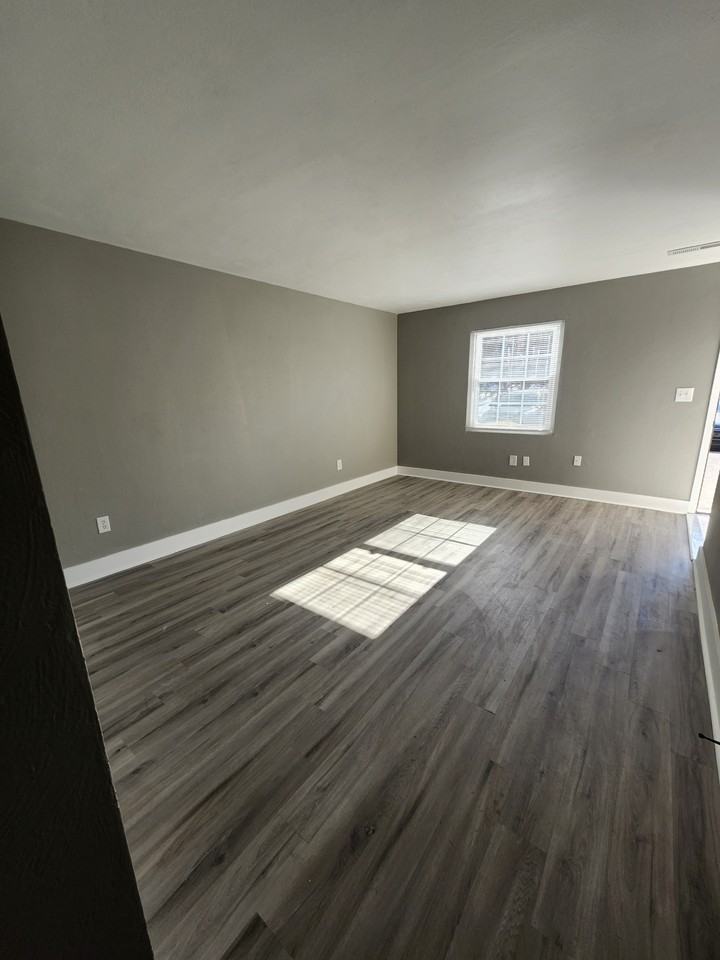 Mansard Square Drive - Photo 5 of 16