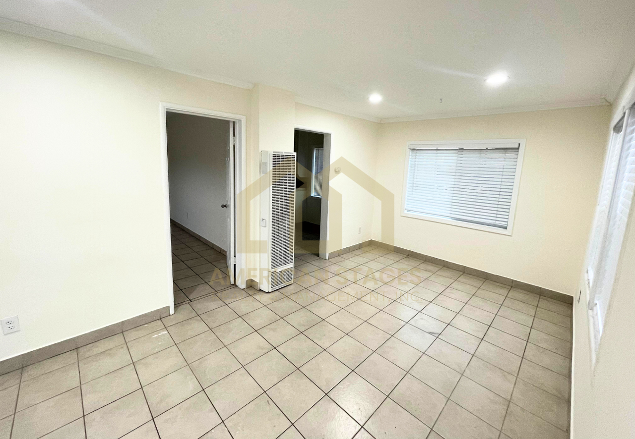 827 North O Street - Photo 4 of 14