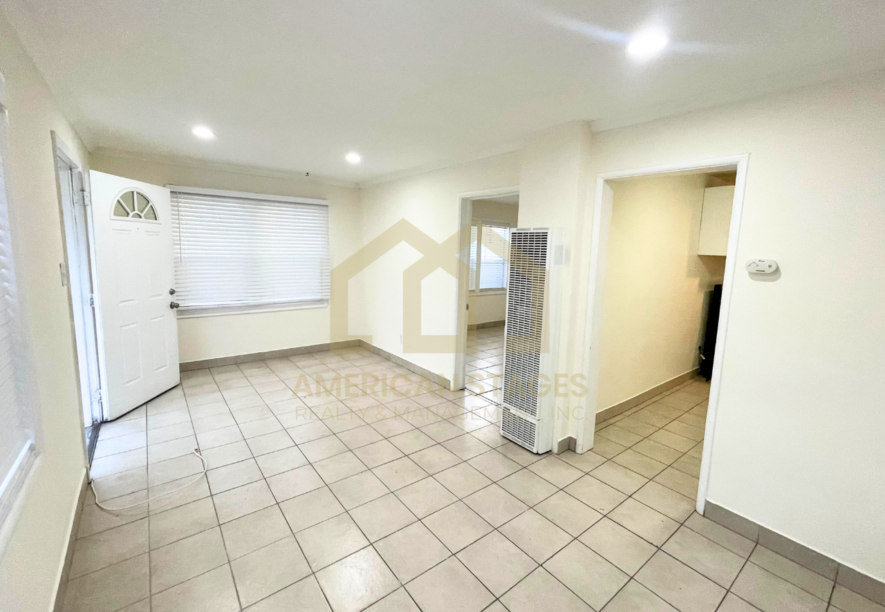 827 North O Street - Photo 5 of 14