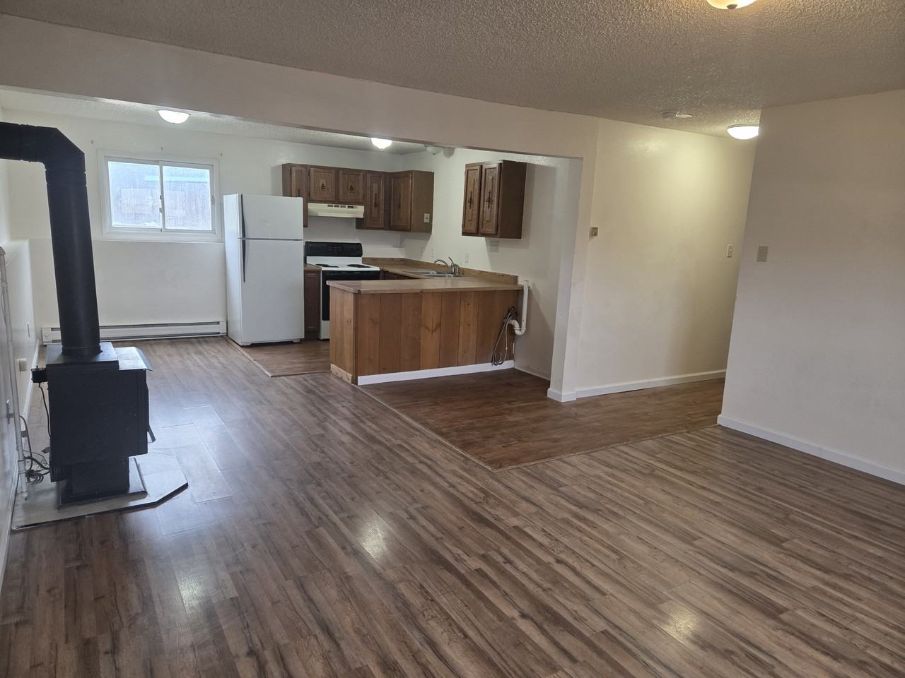 207 West Rosebud Avenue - Photo 6 of 12