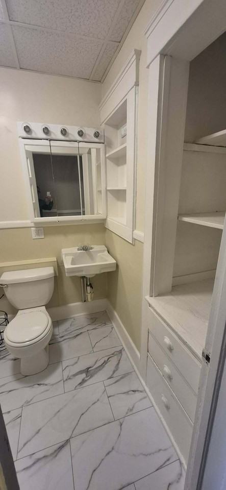 169 Helen Street - Photo 5 of 11