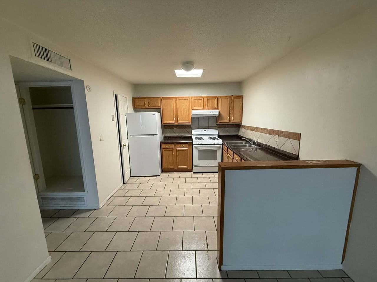 1788 // 5425 East 30th Street #3 - Photo 5 of 15