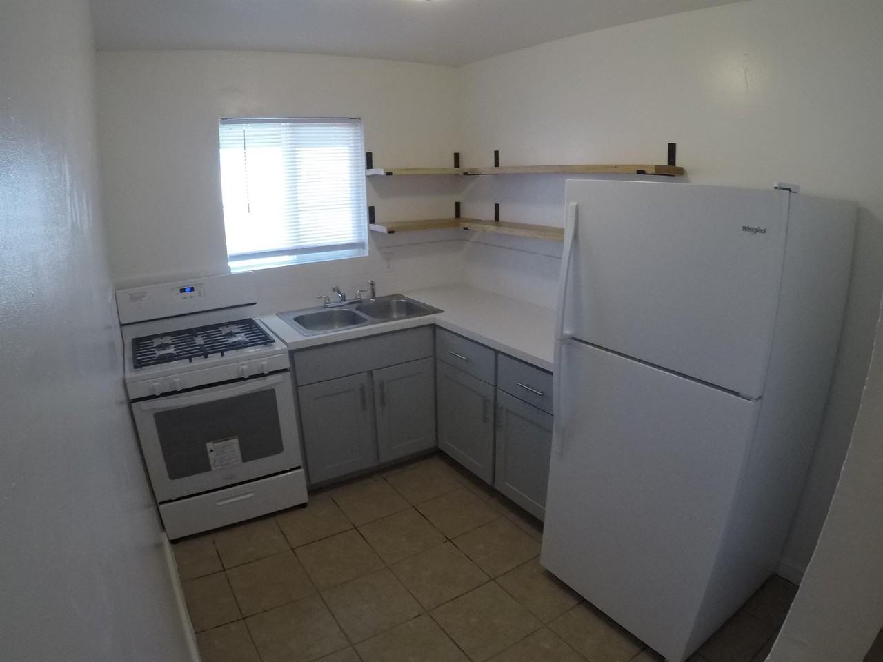 Mountain Pass Apartments - Photo 3 of 10