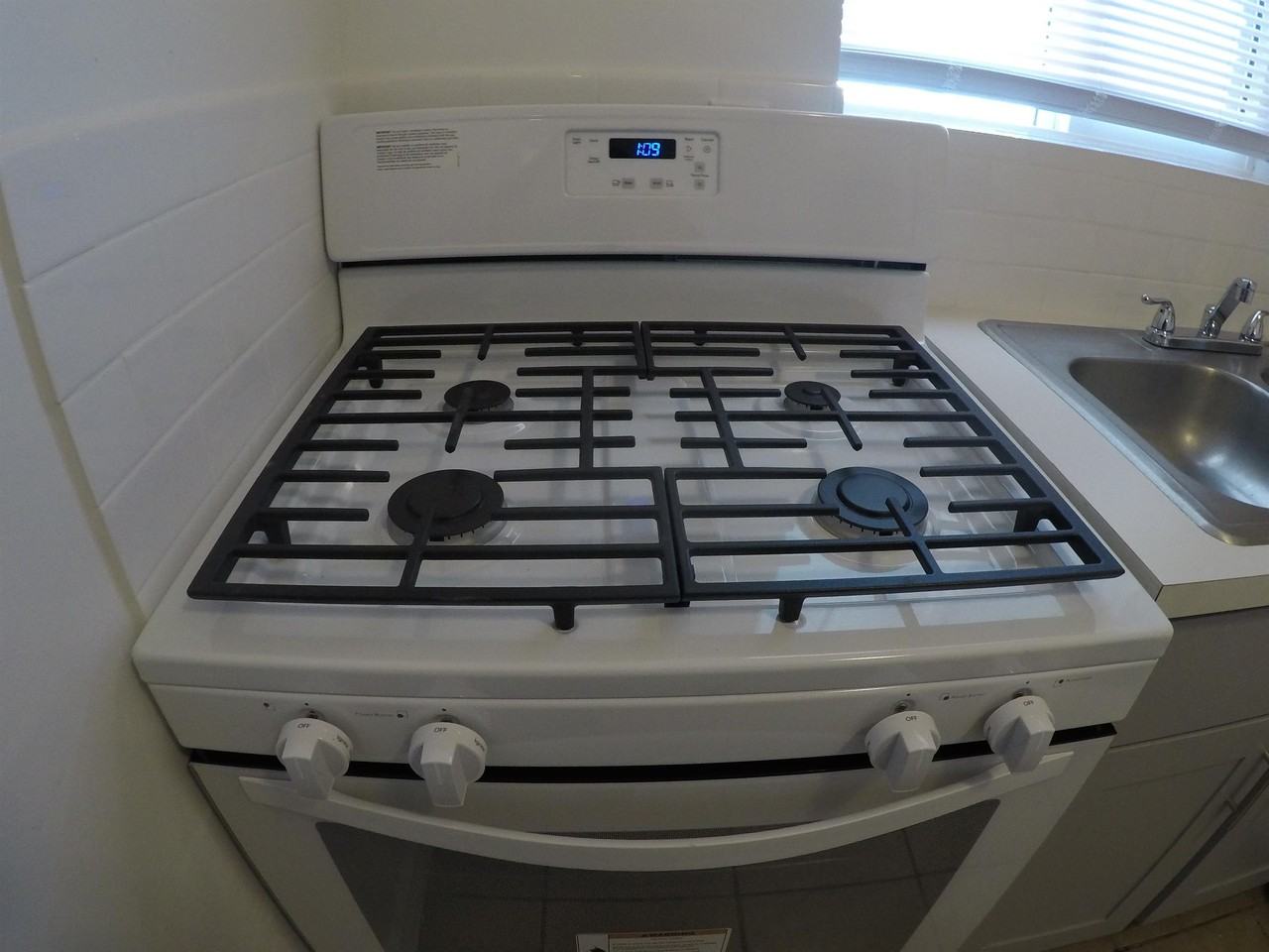 Mountain Pass Apartments - Photo 6 of 10