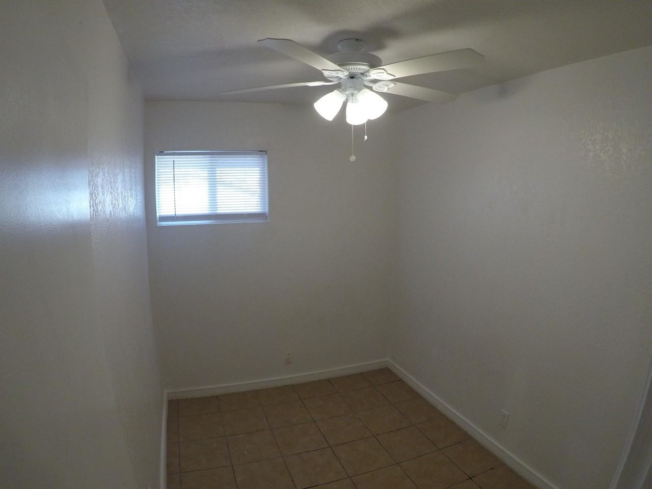 Mountain Pass Apartments - Photo 7 of 10