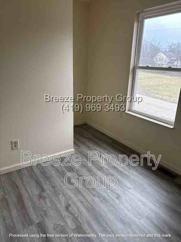 434 Chicago Ave - Photo 2 of 10