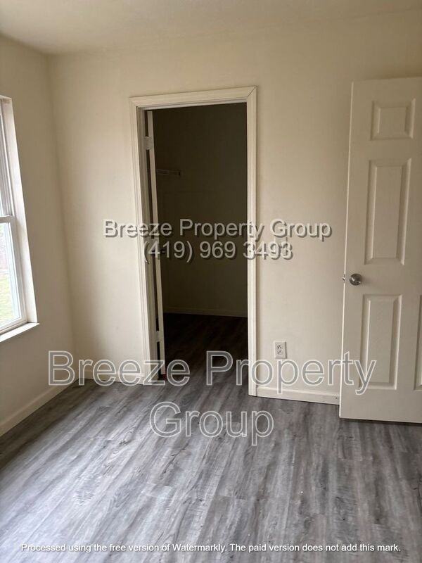 434 Chicago Ave - Photo 4 of 10