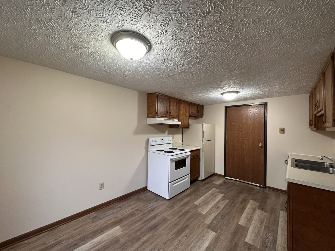 Heritage Square Apartments - Photo 2 of 8
