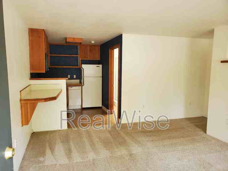 801 Ashland St #5 - Photo 5 of 27