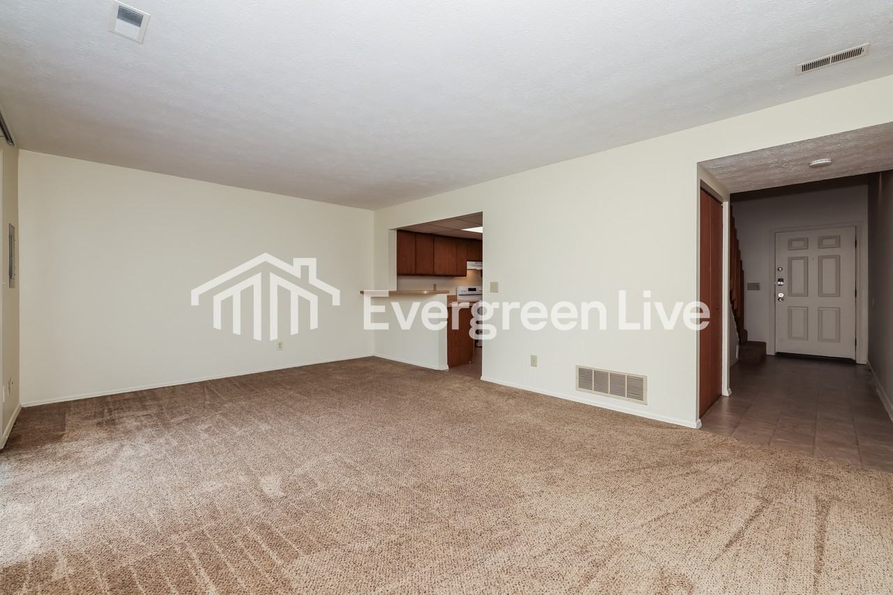 6386 Nightwind Ct - Photo 3 of 15