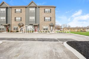 featured image of 726 Elkins Dr