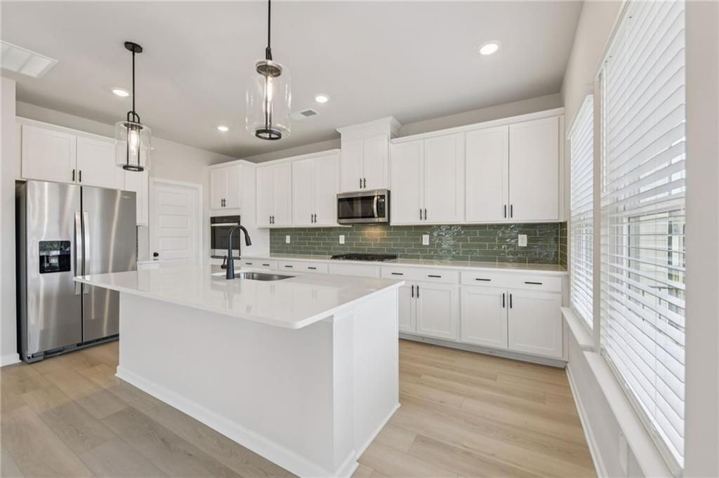 2968 2968 Sweet Red Circle - Photo 4 of 19