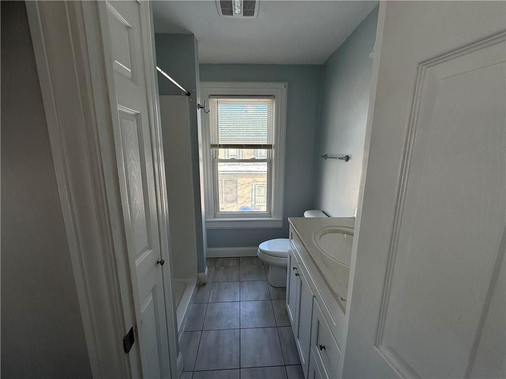 251 High St ##4 - Photo 3 of 16