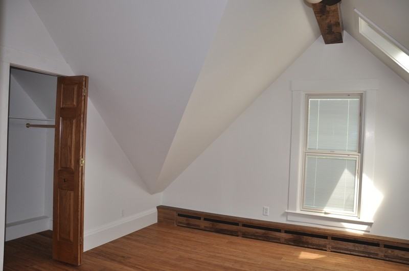 404 S 5th Ave #3 - Photo 6 of 9