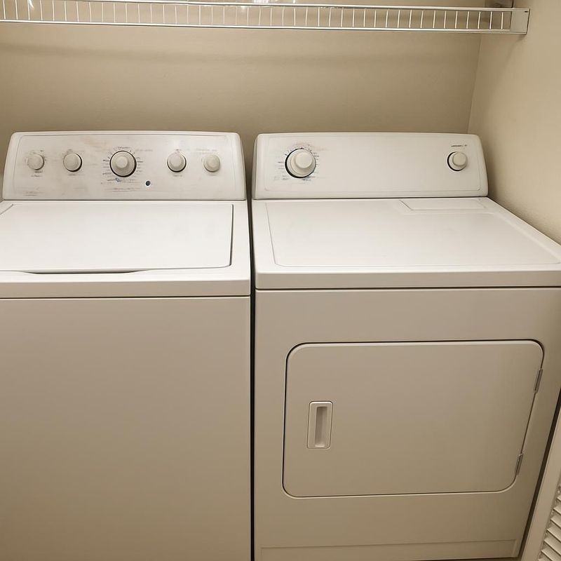 1227 Commonwealth Cir - Photo 6 of 14