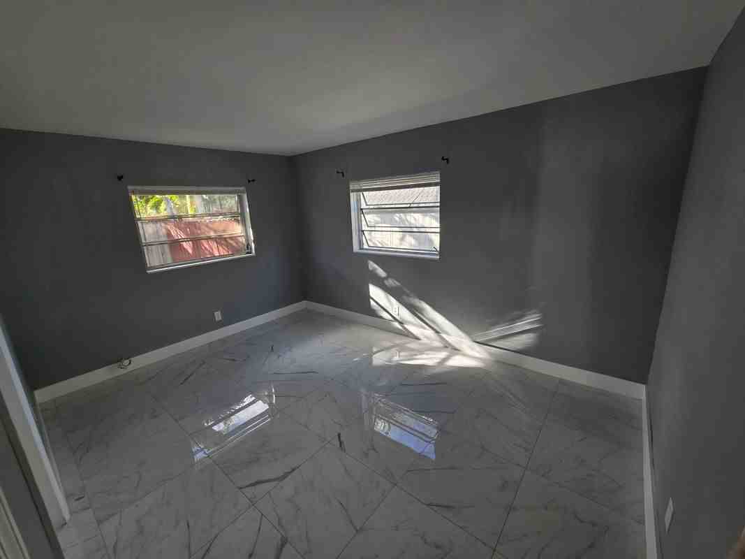 1021 Sw 32nd Ct - Photo 5 of 10