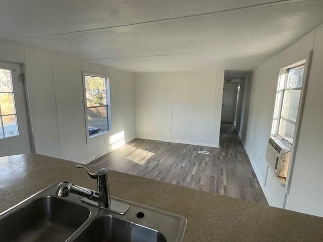 1047 Island Ford Rd - Photo 4 of 5