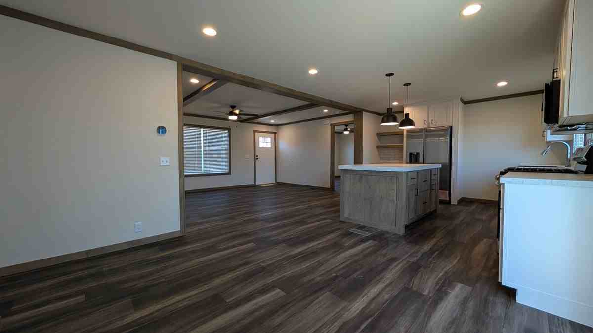 2716 Bryan Ct Sw - Photo 5 of 18