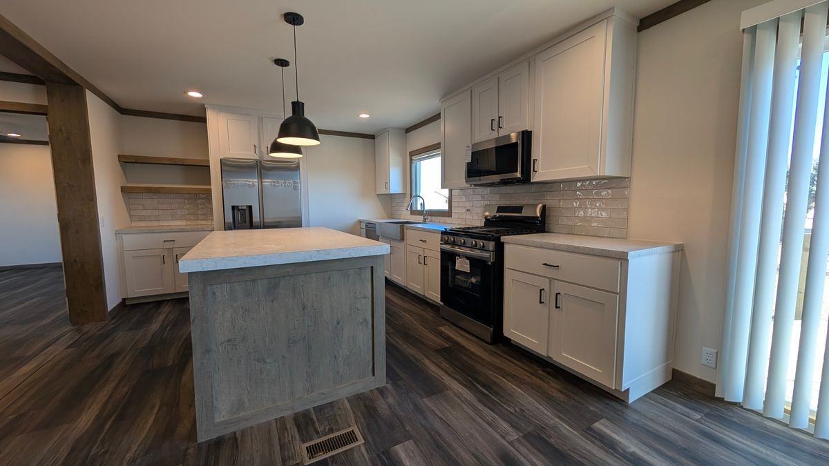 2716 Bryan Ct Sw - Photo 6 of 18