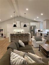 920 Jones Rd - Photo 5 of 44