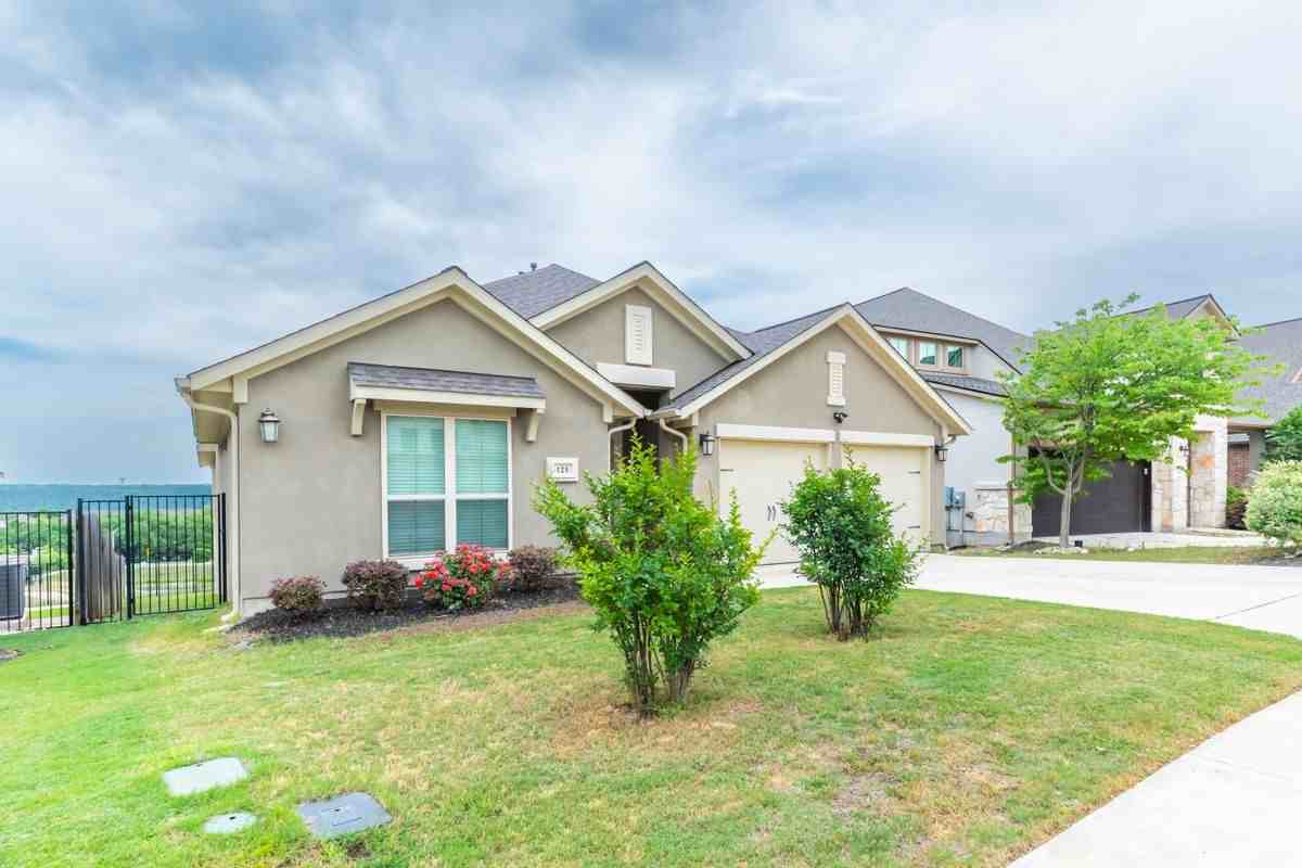 125 Saturnia Dr - Photo 3 of 28