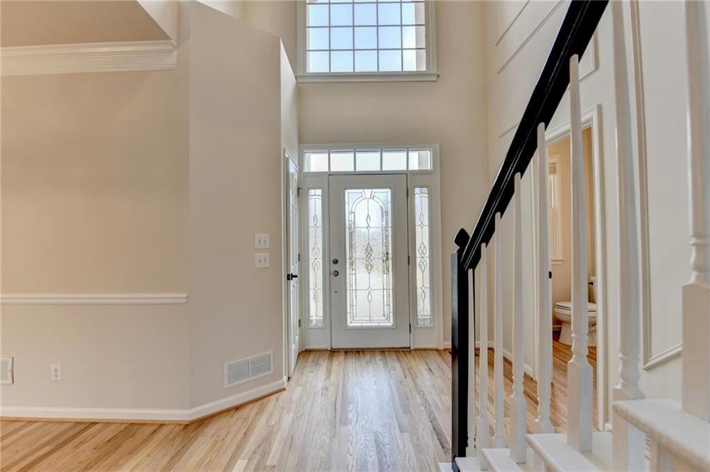 6415 Sterling Dr - Photo 5 of 50