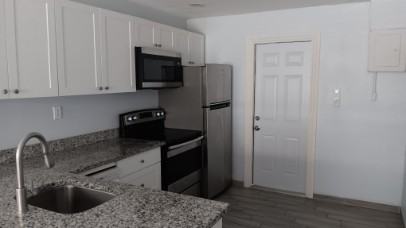 1201 Central Avenue - Photo 2 of 10