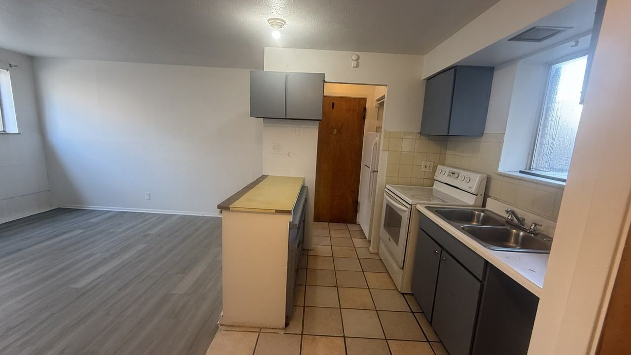 287 East 156th Street - Photo 6 of 15