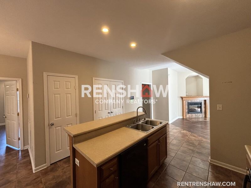 152 Brighton Village Loop - Photo 4 of 21