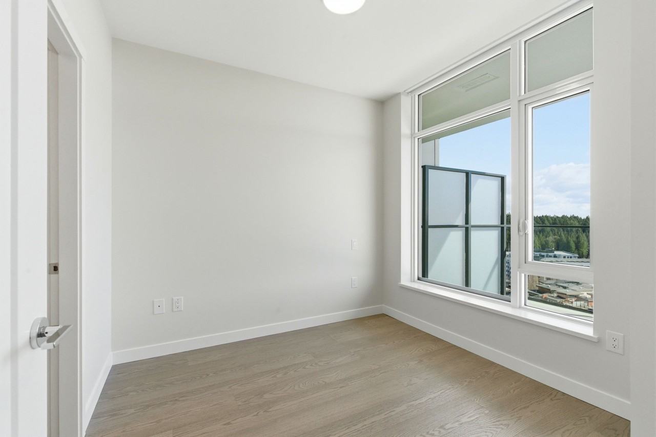 6138 Birney Avenue - Photo 9