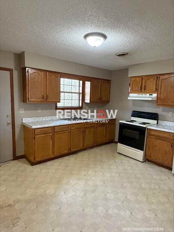 111 Etheridge St - Photo 4 of 19