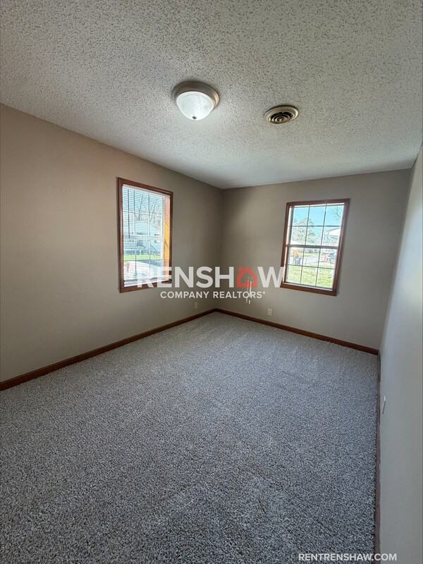 111 Etheridge St - Photo 6 of 19