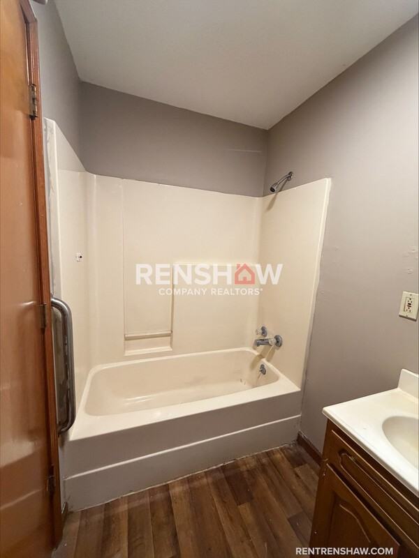 111 Etheridge St - Photo 7 of 19