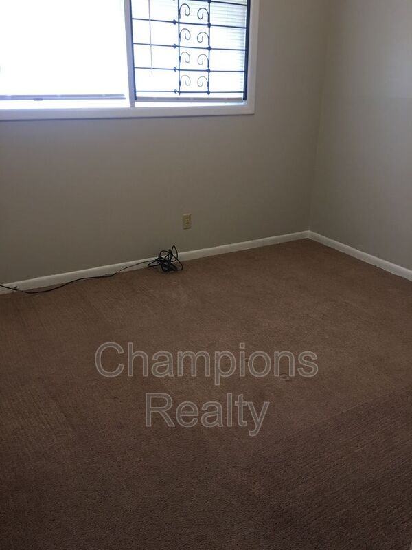 1167 Staunton Dr - Photo 6 of 10