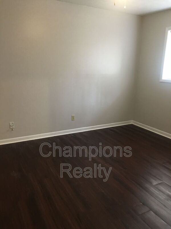 1167 Staunton Dr - Photo 7 of 10