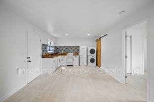 910 Shelby Ave #204 - Photo 1 of 1