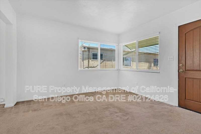 4134 1/2 32nd St - Photo 3 of 18