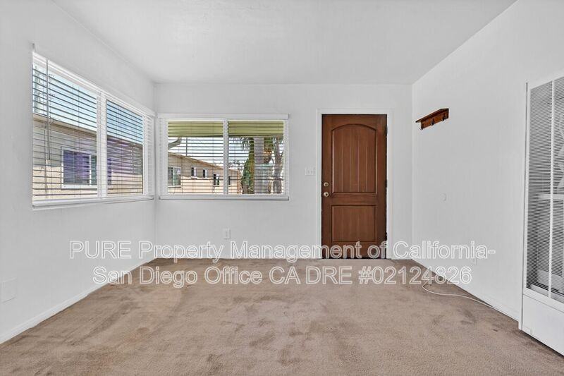 4134 1/2 32nd St - Photo 4 of 18