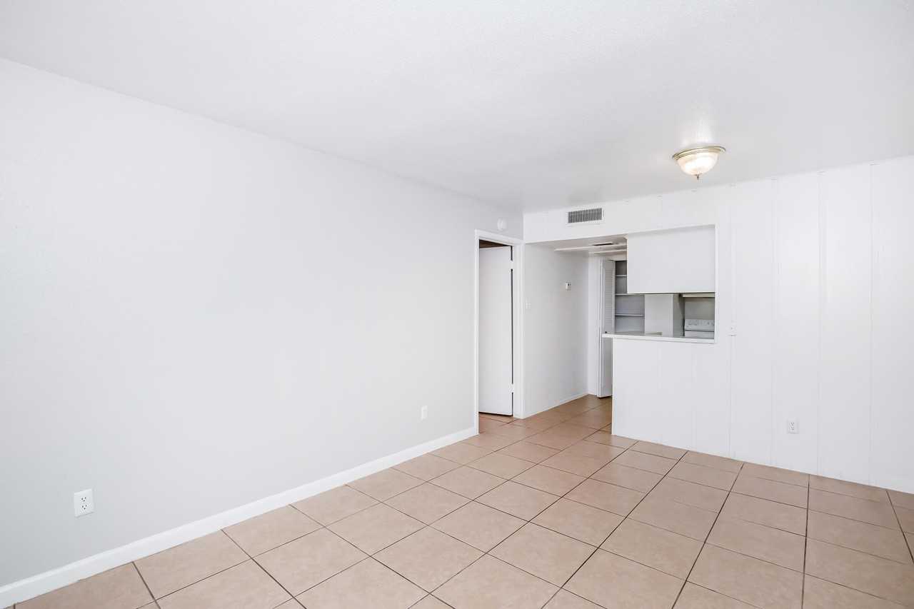 La Primavera - Photo 6 of 43