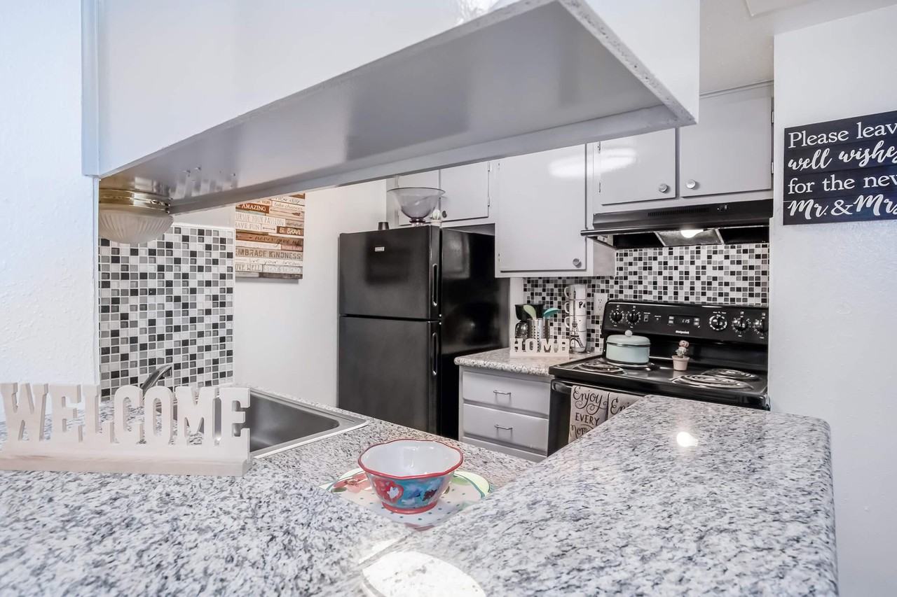 La Primavera - Photo 2 of 43