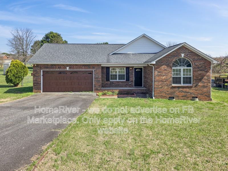 4880 Wordsworth Cir - Photo 3 of 24