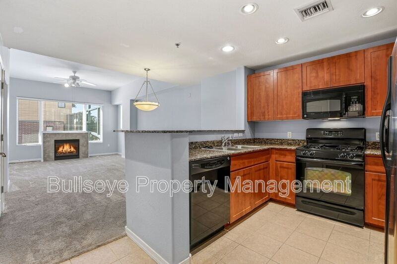 2302 N Central Ave #215 - Photo 7 of 19