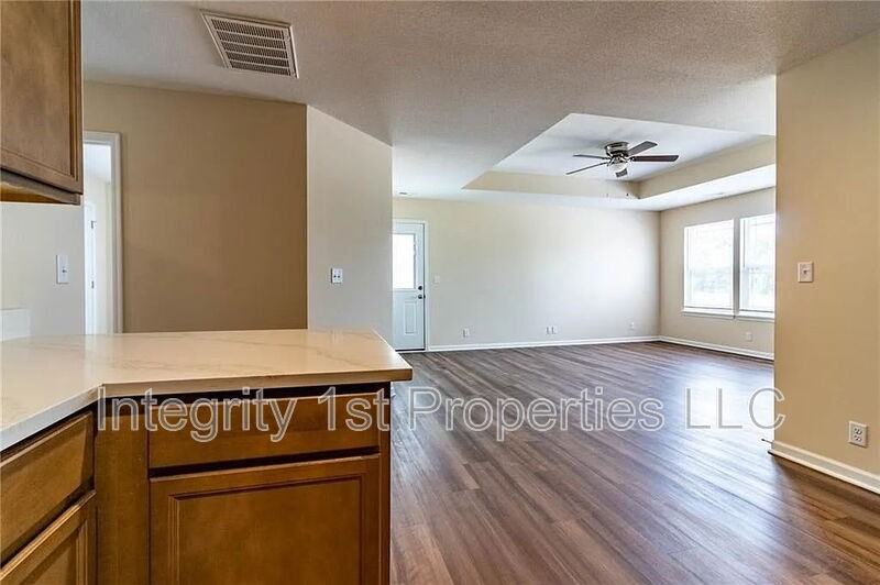 1510 Park Ave #B - Photo 7 of 20