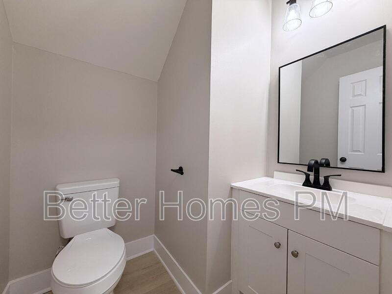 104 Stowe Pl #A - Photo 6 of 12