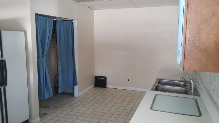 308 Colorado Ave #A - Photo 3 of 6