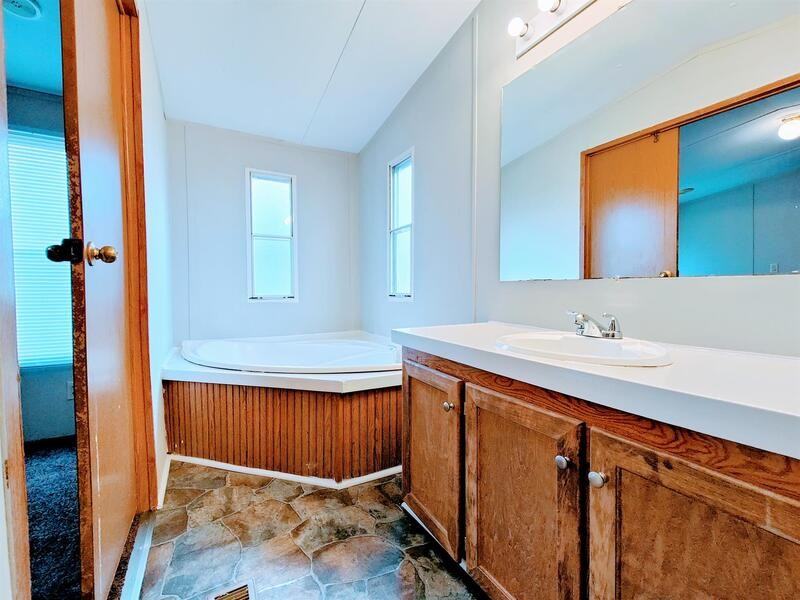 308 Sunshine Dr - Photo 7 of 13