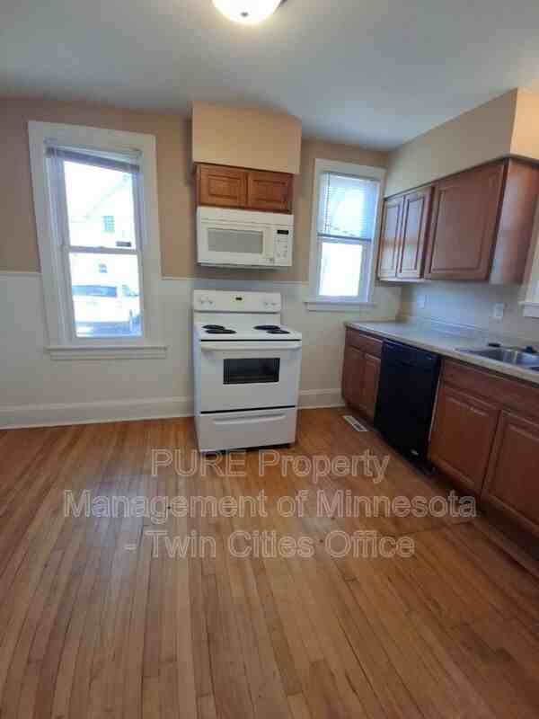 987 Churchill St #1 - Photo 2 of 15