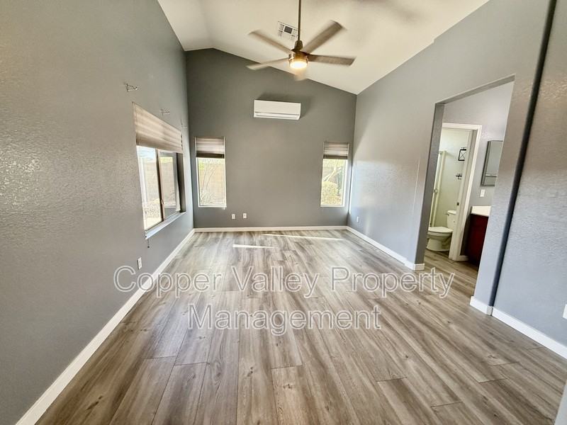 3553 W Morse Ct - Photo 6 of 16